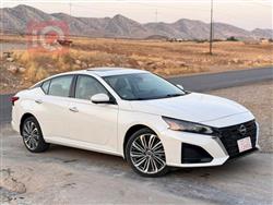 نيسان ألتيما